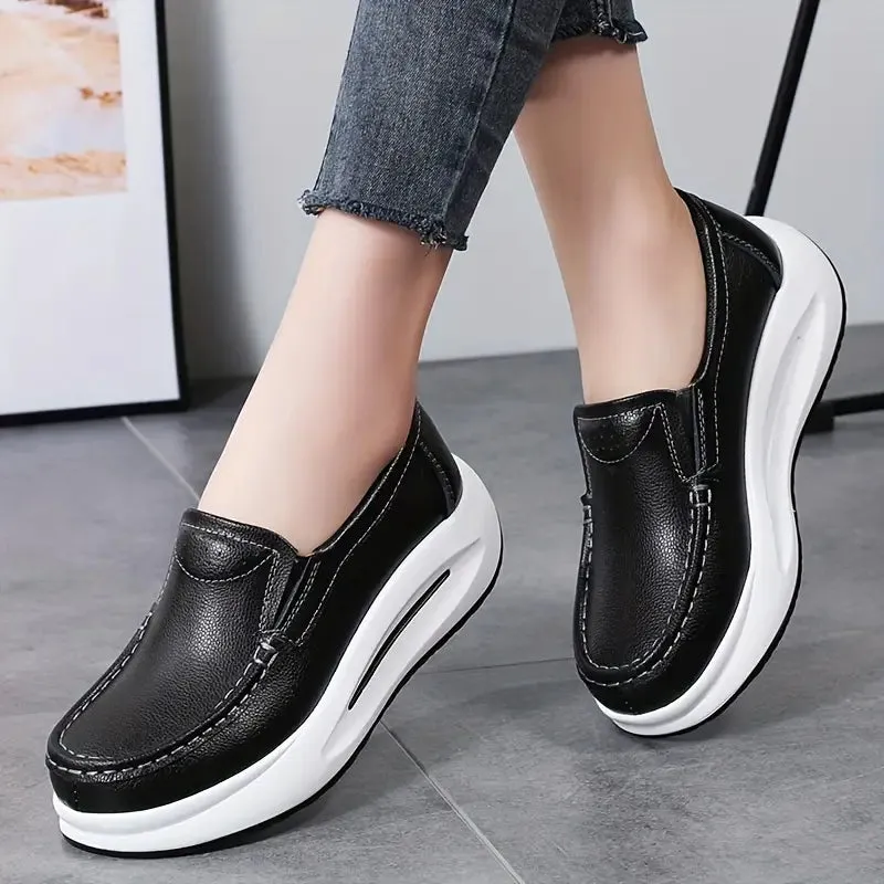 Slip-on loafer-comfortabele platformschoenen met een dikke hiel